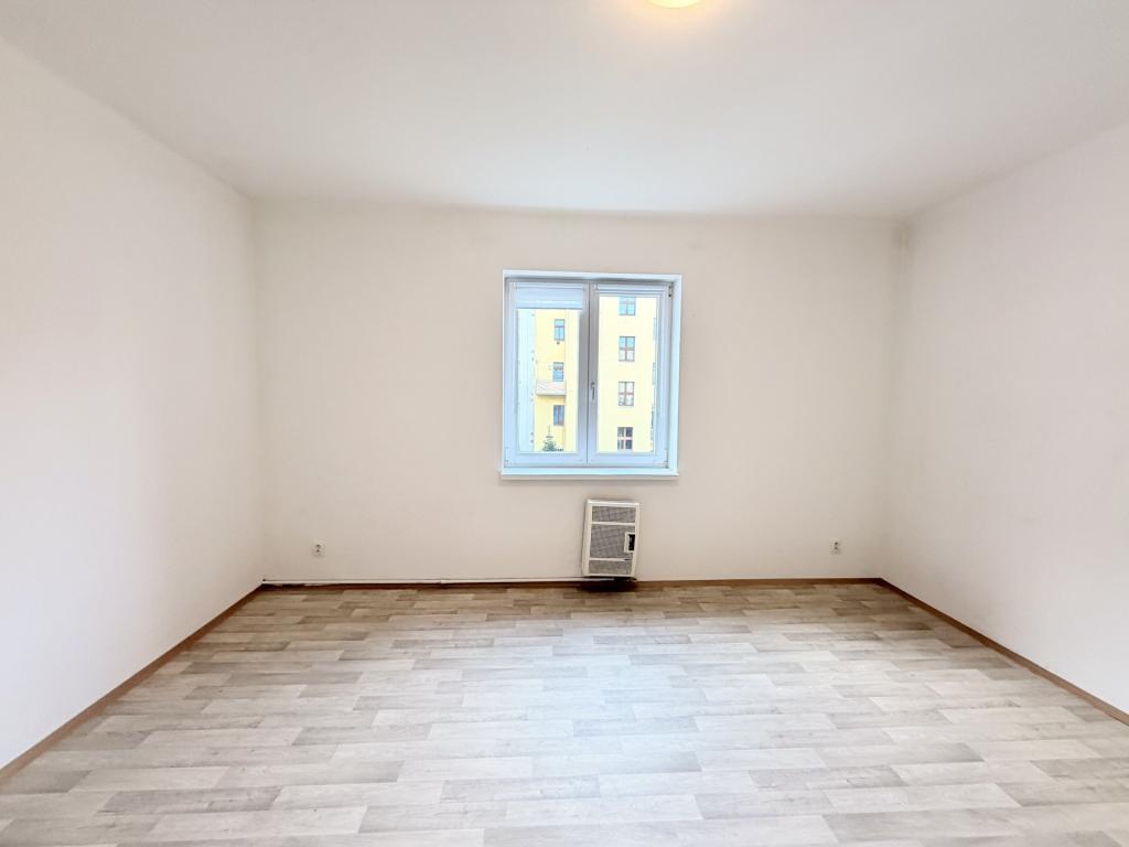 Pronájem bytu 1+1 37 m2, Plzeň – náhled fotky 6