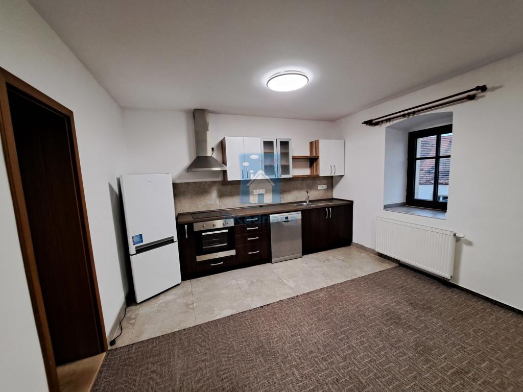 Pronájem 2+kk, Plzeň - Okružní, 13500 Kč, 67 m2