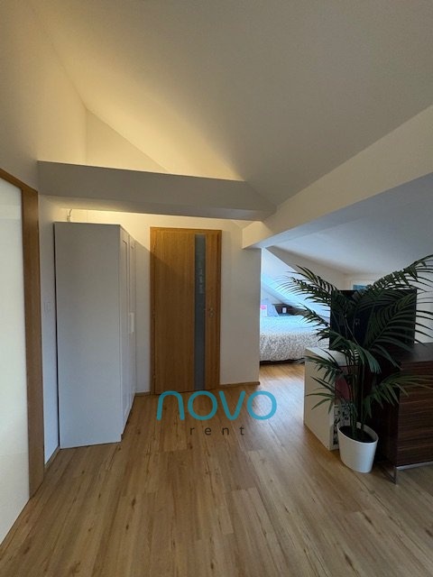 Pronájem bytu 3+1 115 m2, Praha – náhled fotky 20