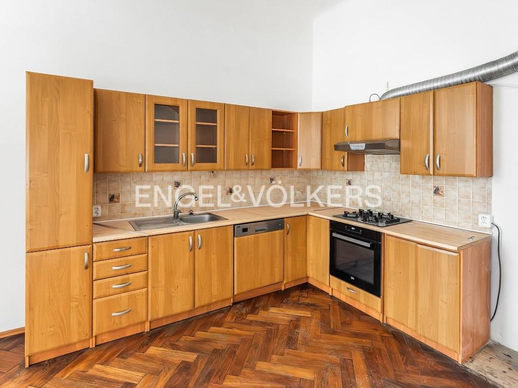 Pronájem bytu 4+kk 113 m2