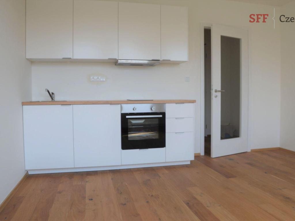 Pronájem bytu 1+kk 27 m2