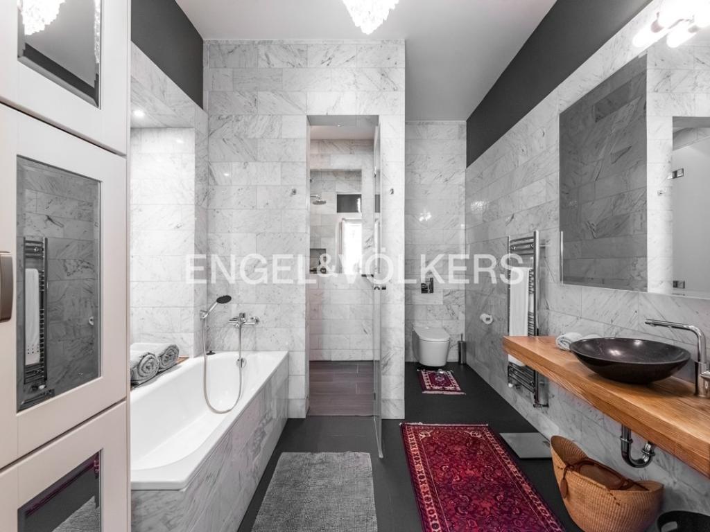 Pronájem bytu 4+kk 187 m2, Praha – náhled fotky 12
