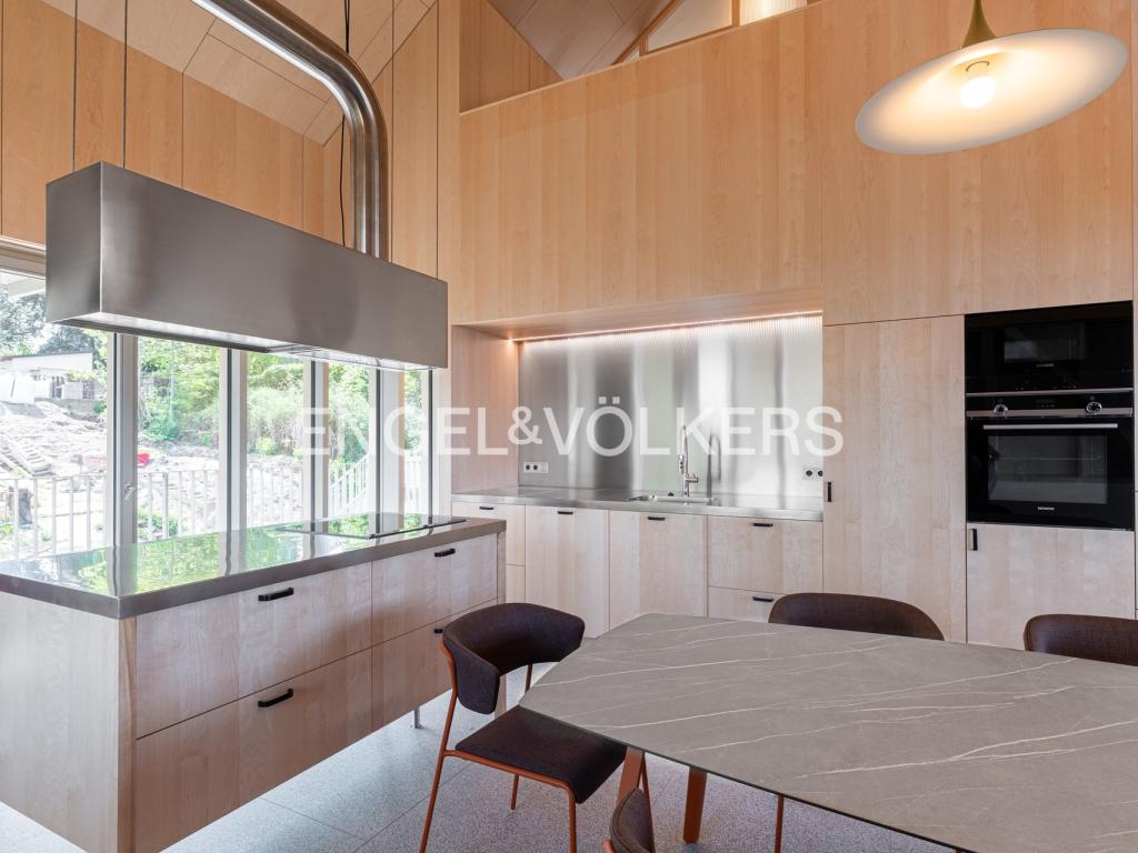 Pronájem bytu 3+kk 108 m2