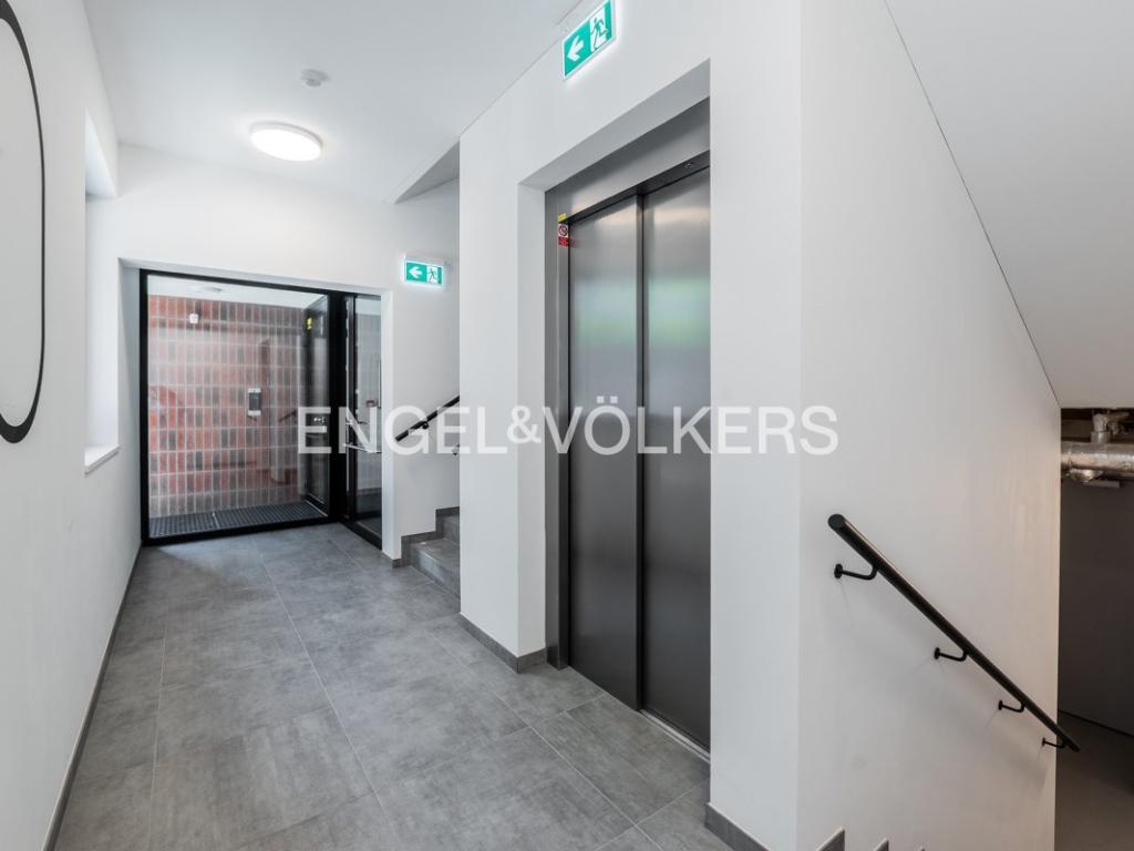 Pronájem bytu 2+kk 54 m2, Praha – náhled fotky 10