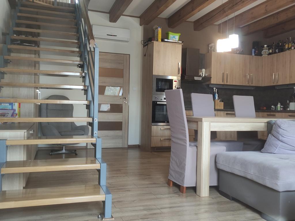 Pronájem bytu 3+kk 86 m2
