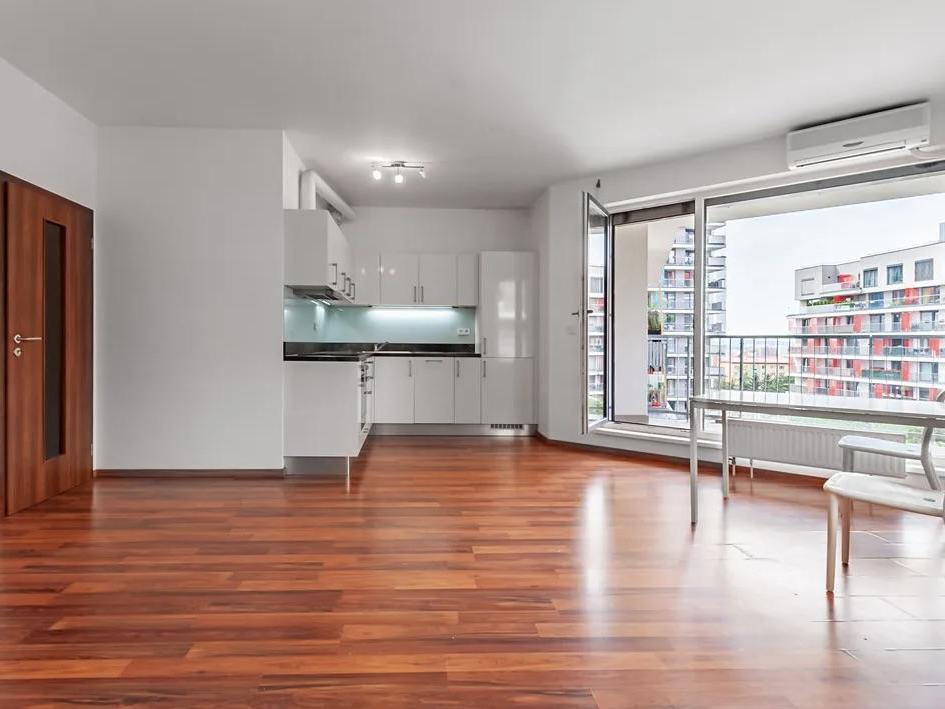 Pronájem bytu 2+kk 55 m2