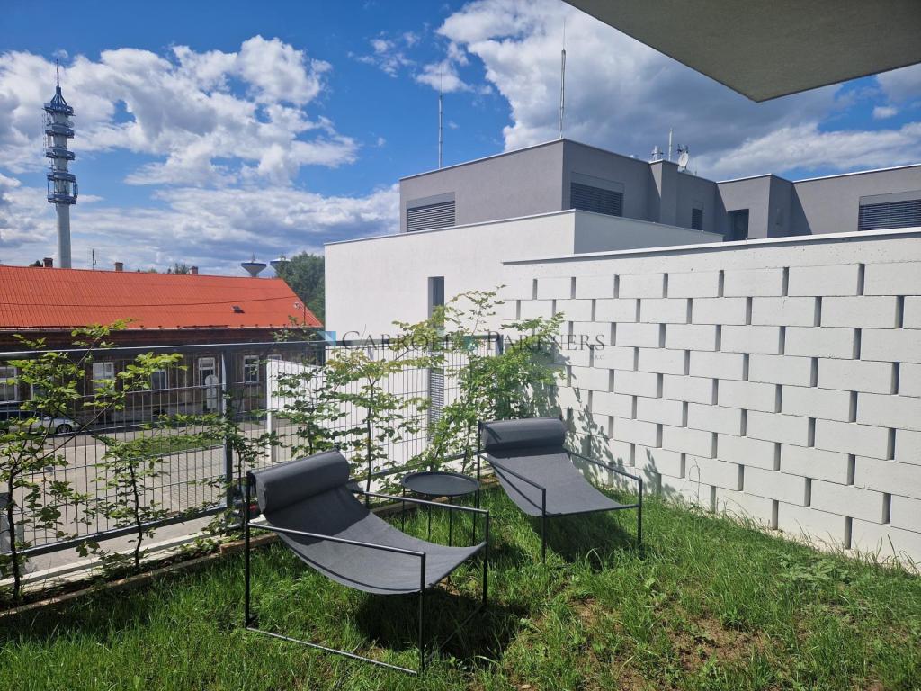 Pronájem bytu 1+kk 40 m2