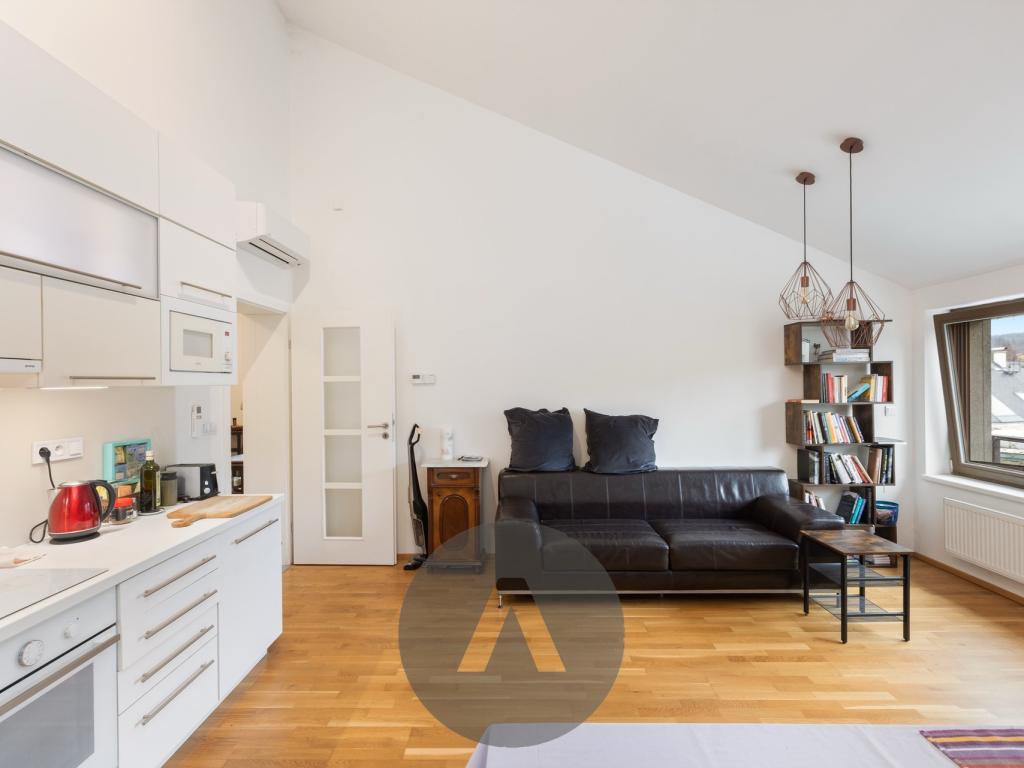 Pronájem bytu 2+kk 71 m2