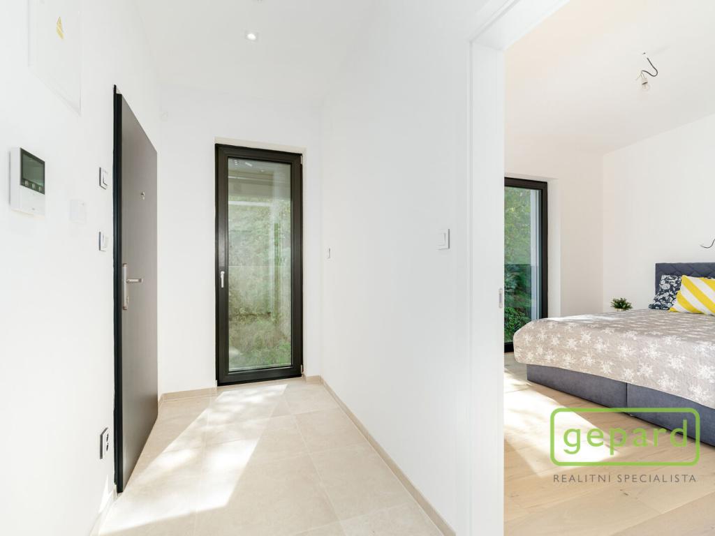 Prodej bytu 3+kk 92 m2, Praha – náhled fotky 11