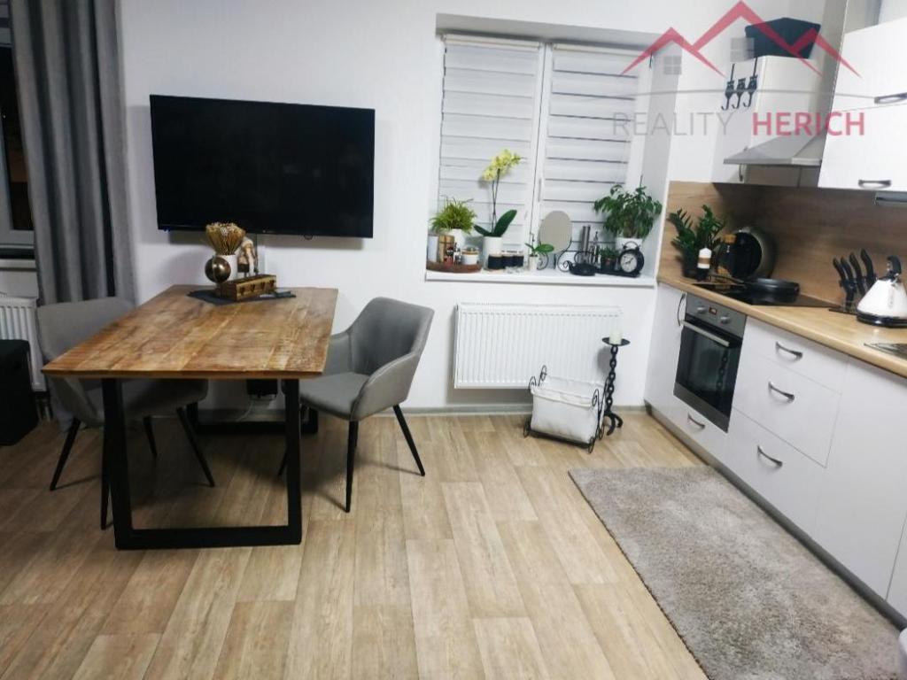 Pronajem bytu 2+kk 75 m2