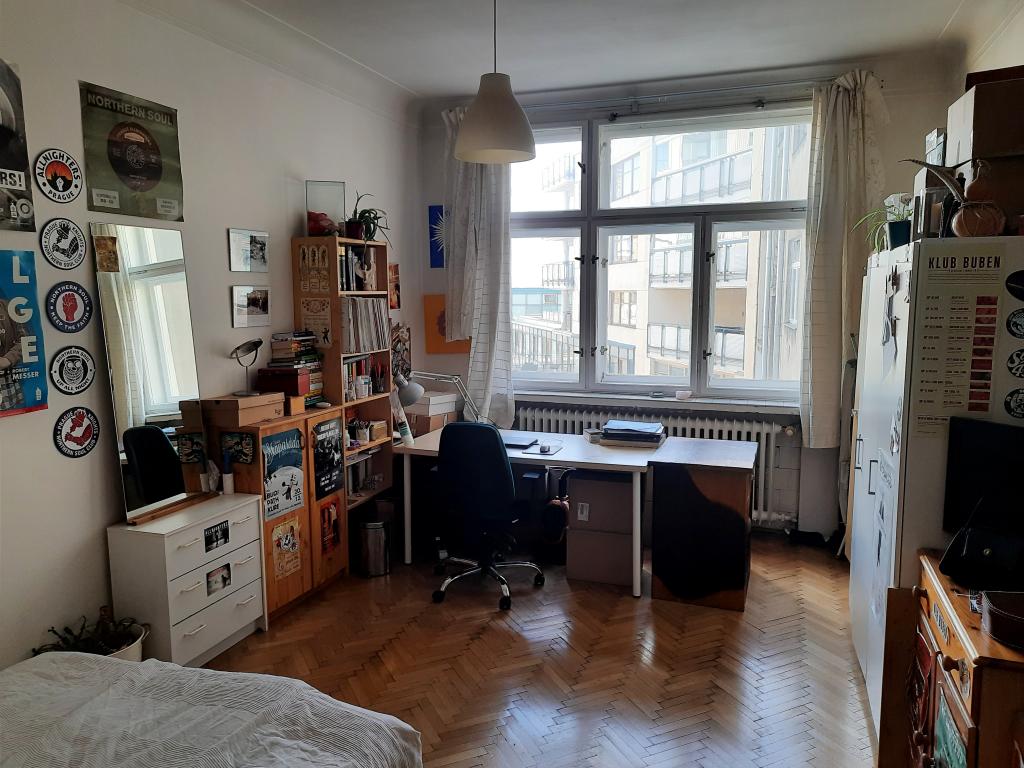 Spolubydleni bytu celý pokoj 81 m2