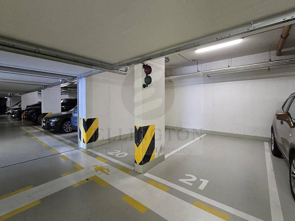 Pronájem bytu 2+kk 65 m2, Praha – náhled fotky 12