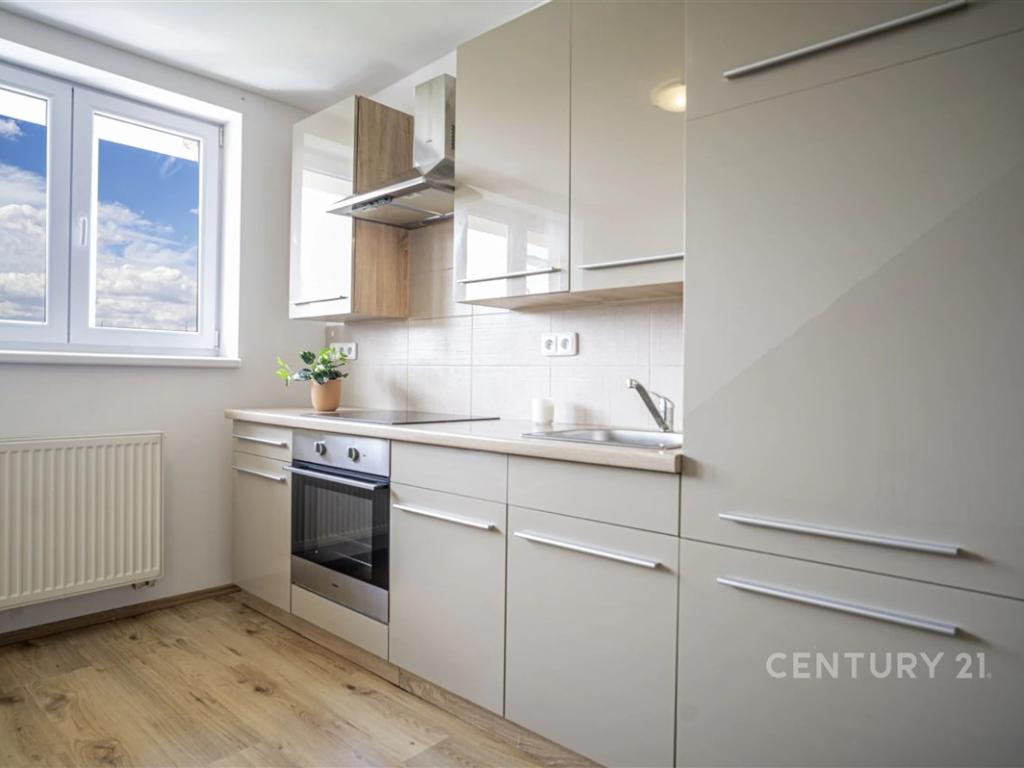 Pronájem bytu 3+kk 74 m2, Znojmo – náhled fotky 5
