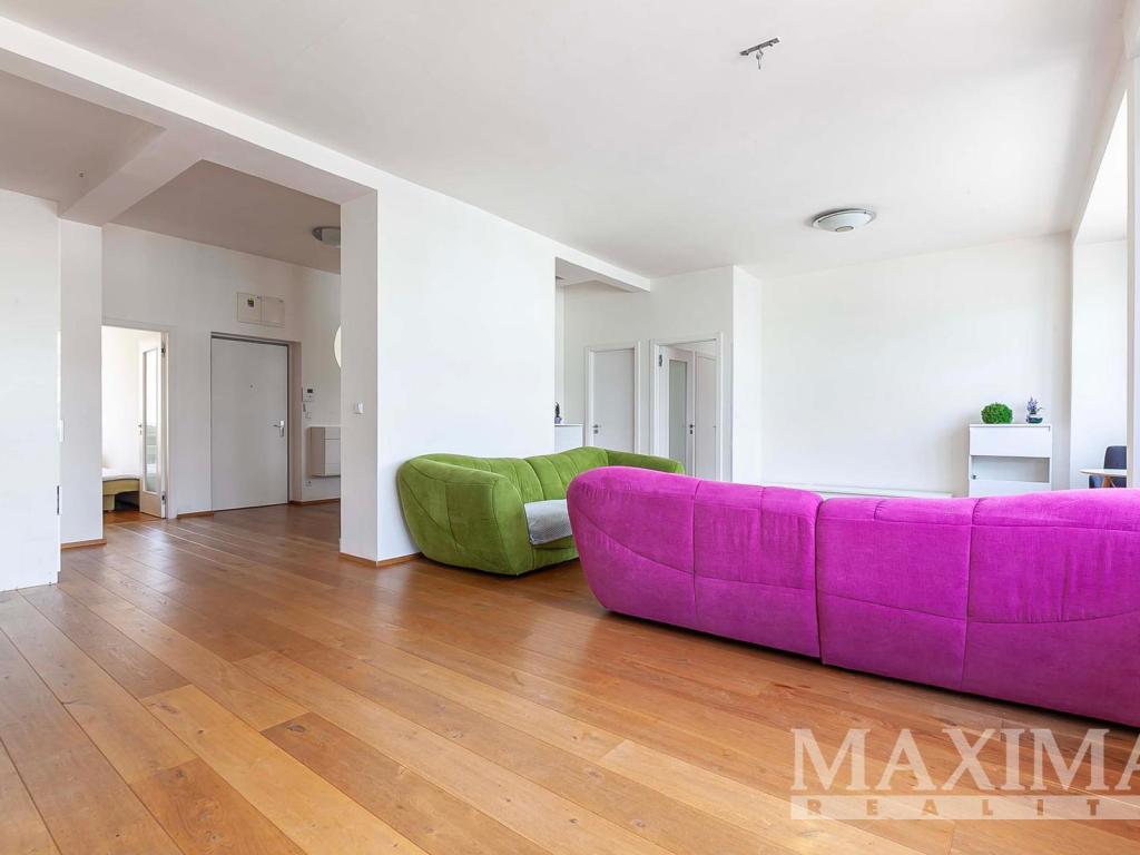 Pronájem bytu 3+kk 102 m2