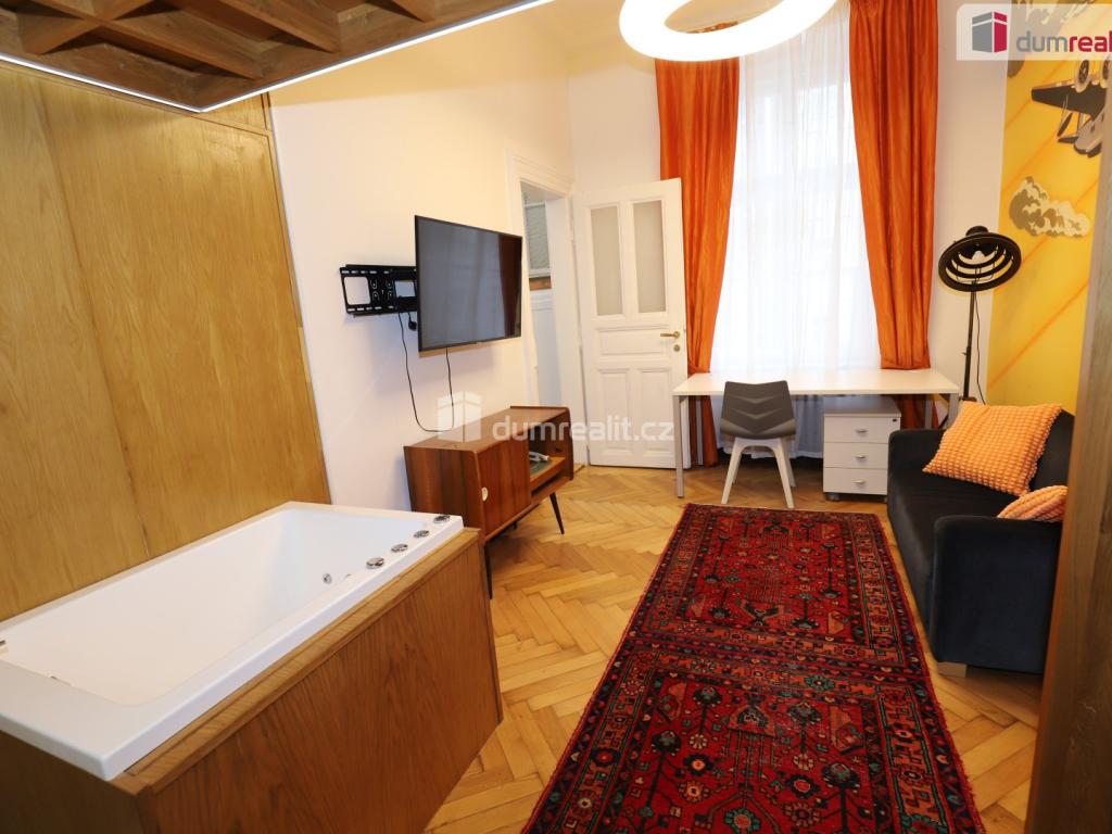 Pronájem bytu 1+1 32 m2