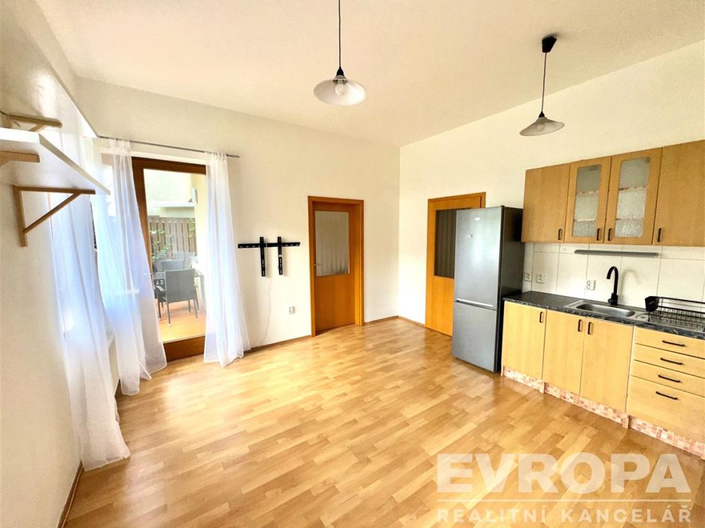 Pronájem bytu 2+kk 160 m2