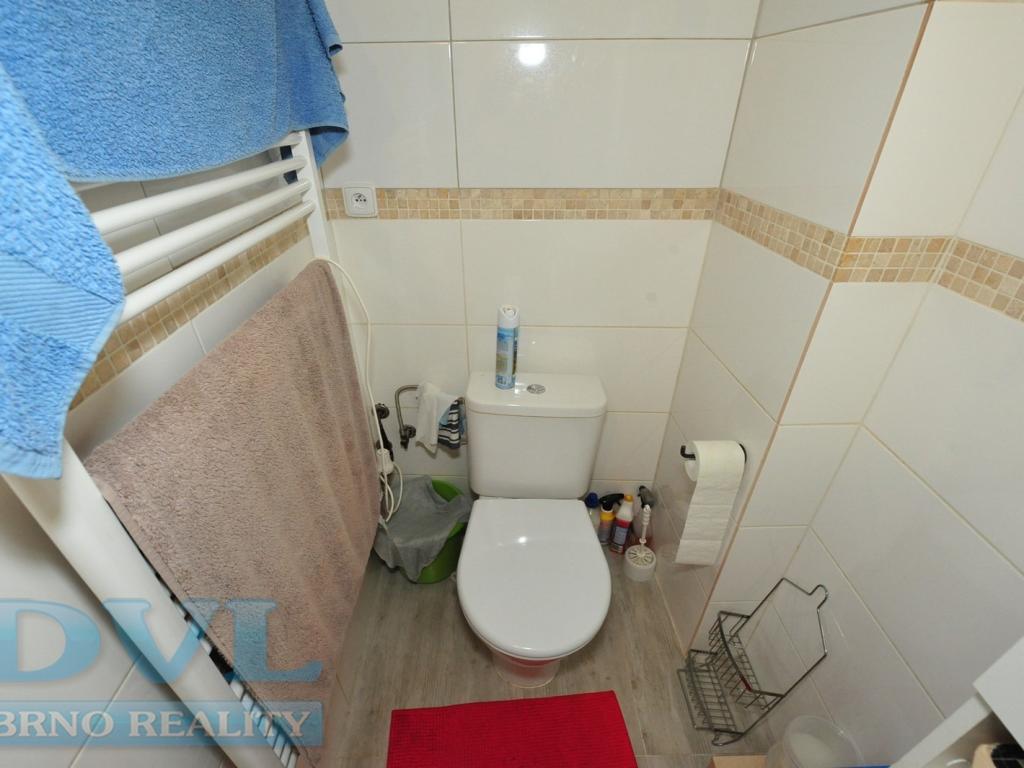 Prodej domu 100 m2, Rašovice – náhled fotky 14