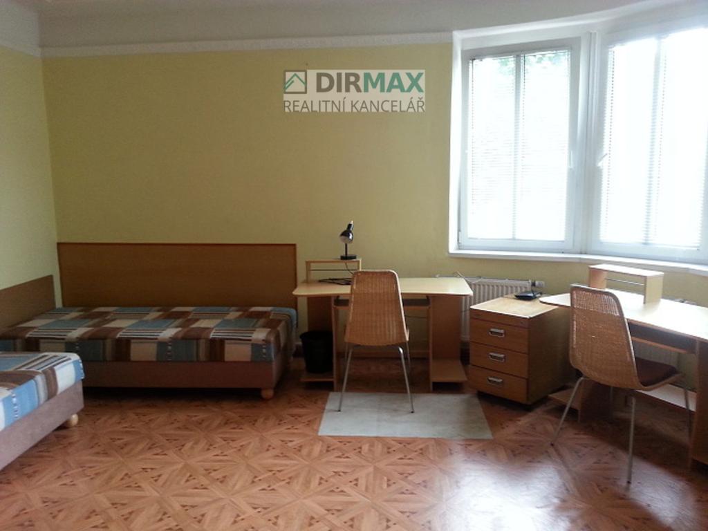 Pronájem bytu pokoj 25 m2
