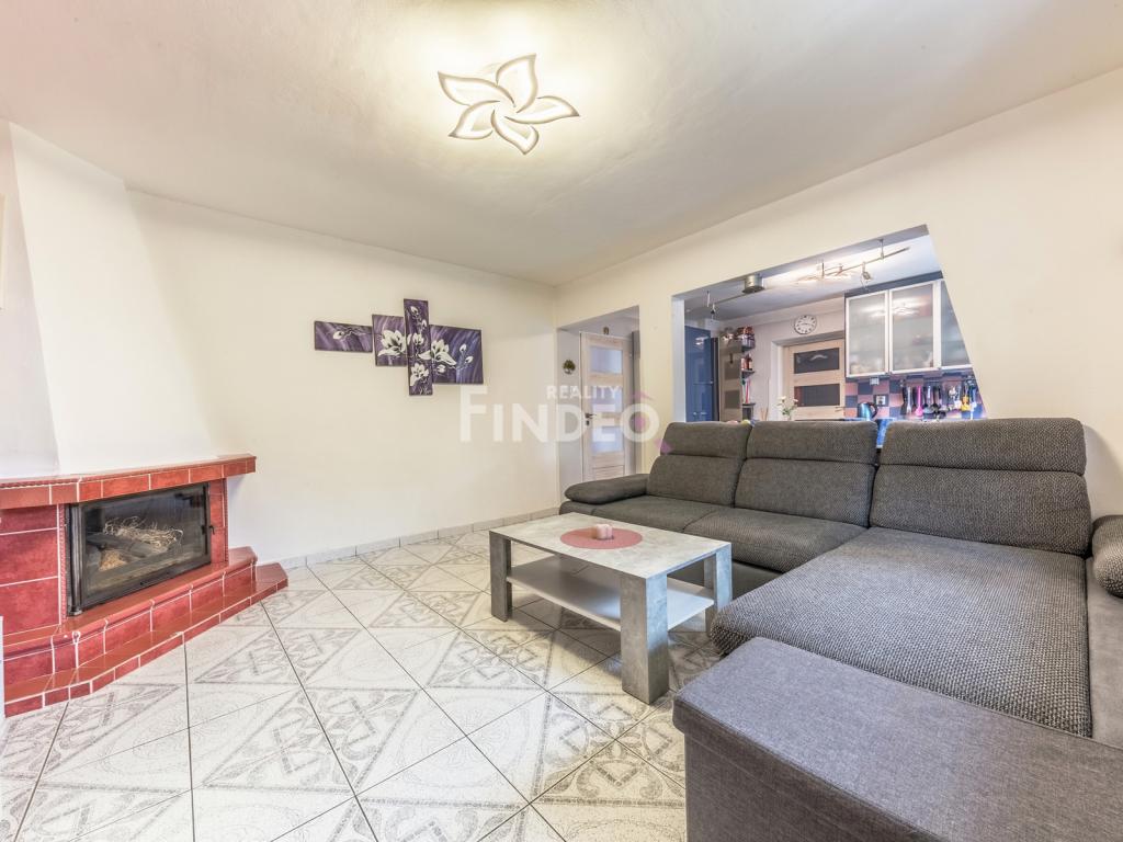Listing 1