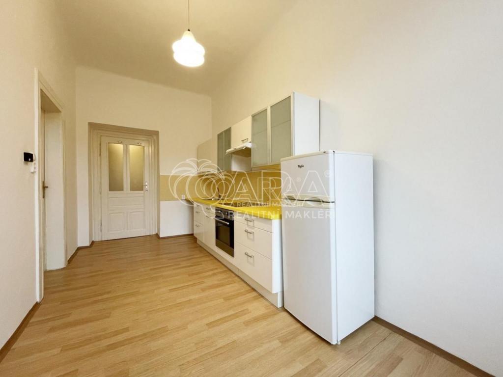 Pronájem bytu 1+1 37 m2