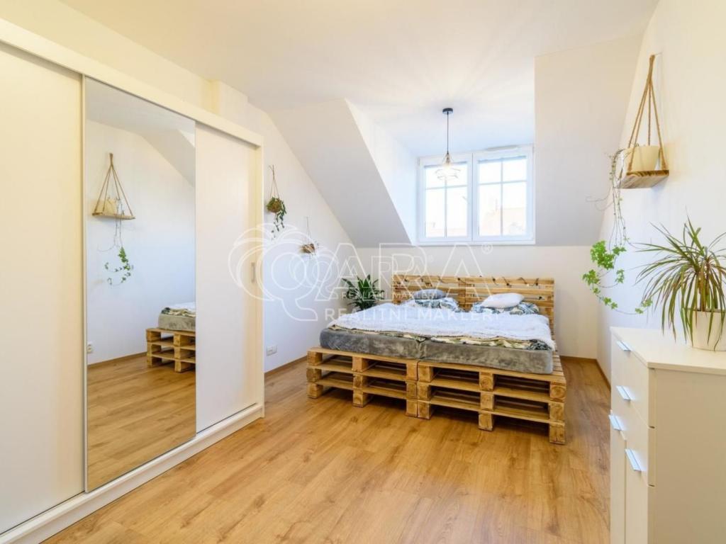 Pronájem bytu 1+1 37 m2