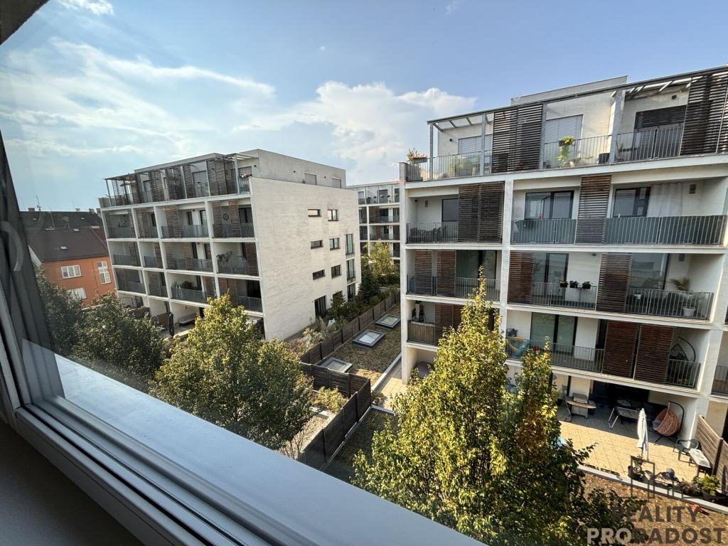 Pronájem bytu 2+kk 71 m2