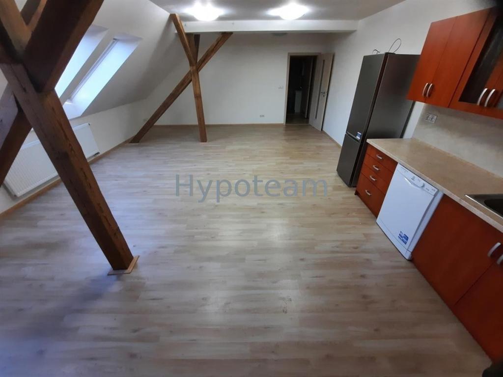 Pronájem bytu 2+kk 75 m2