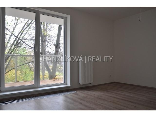 Pronájem bytu 2+kk 48 m2, České Budějovice – náhled fotky 3