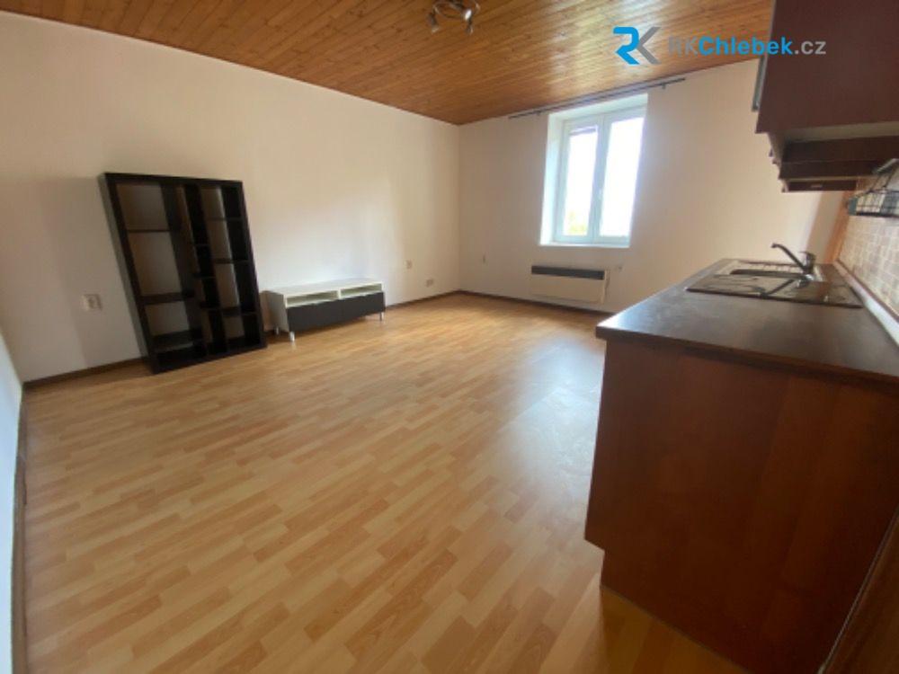 Pronájem bytu 1+1 35 m2