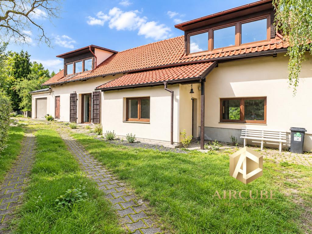 Pronájem domu 204 m2
