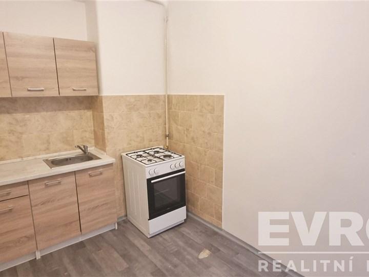 Pronájem bytu 2+1 58 m2