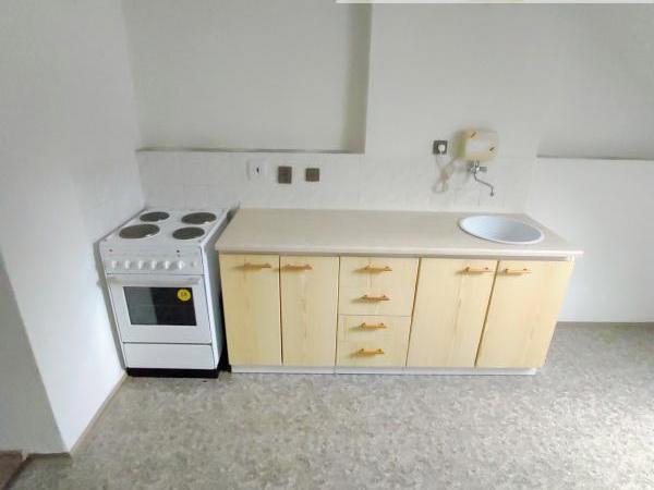 Pronájem bytu 1+1 42 m2