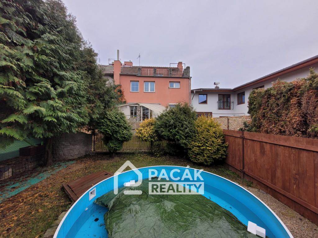 Pronájem domu 250 m2