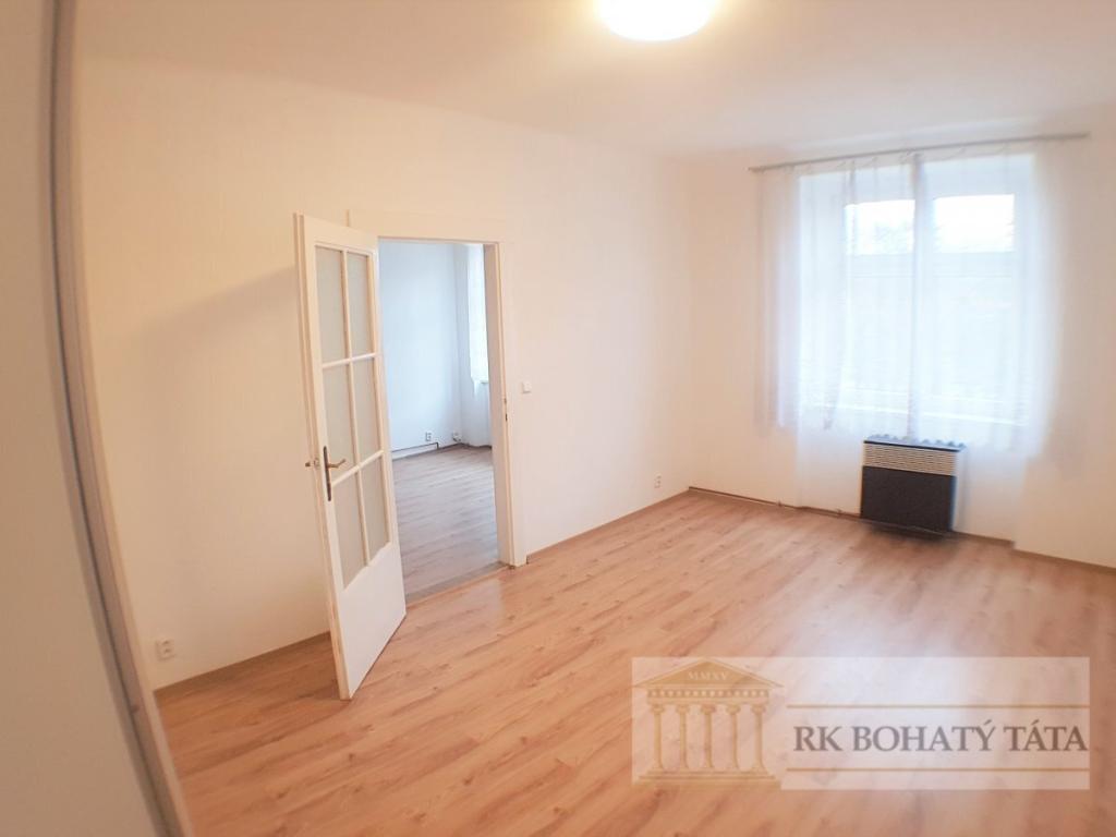 Pronájem bytu 2+kk 51 m2, Praha – náhled fotky 10