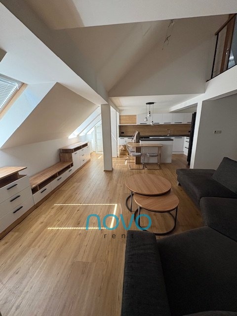 Pronájem bytu 3+1 115 m2, Praha – náhled fotky 21
