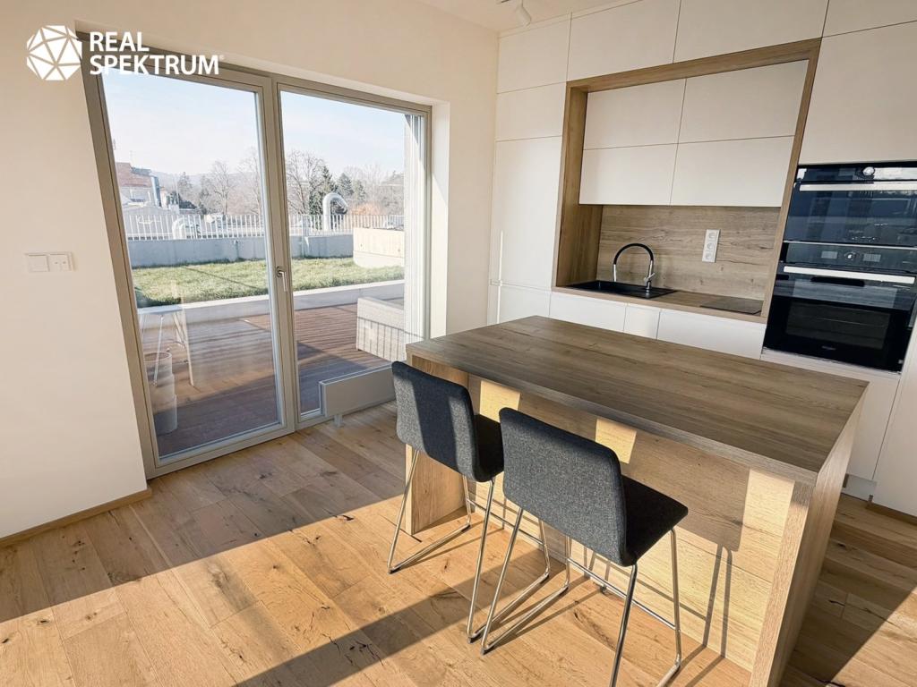 Pronájem bytu 2+kk 59 m2