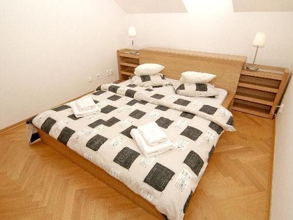 Pronájem bytu 4+kk 144 m2