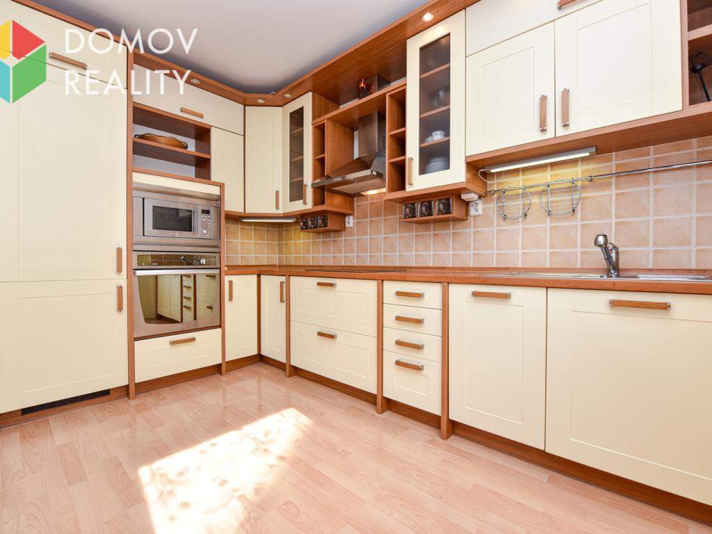 Pronájem bytu 1+kk 37 m2