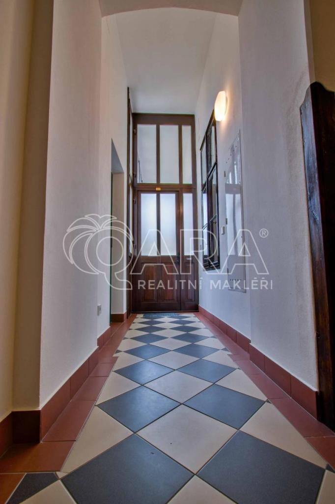 Pronájem bytu 2+kk 65 m2, Praha – náhled fotky 11