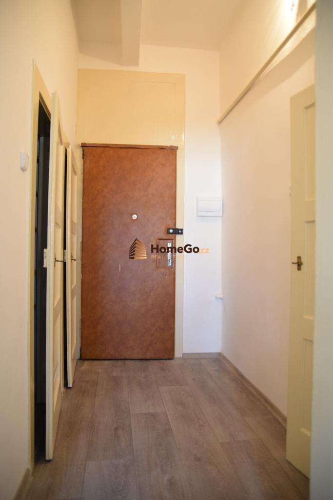 Pronájem bytu 2+kk 49 m2, Praha – náhled fotky 12