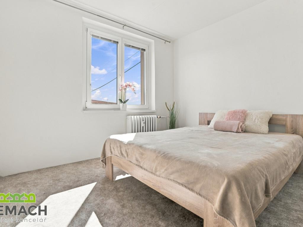 Pronájem bytu 2+1 55 m2, Uherský Brod – náhled fotky 7