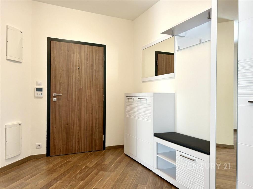 Pronájem bytu 3+kk 75 m2
