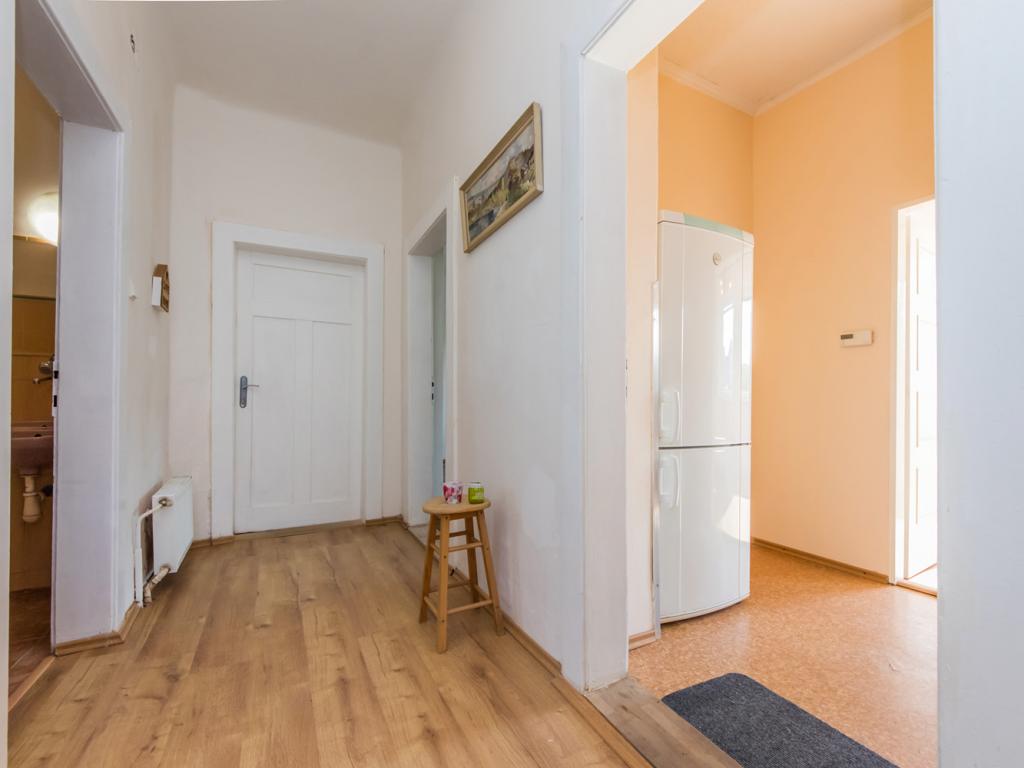 Spolubydleni bytu celý pokoj 15 m2