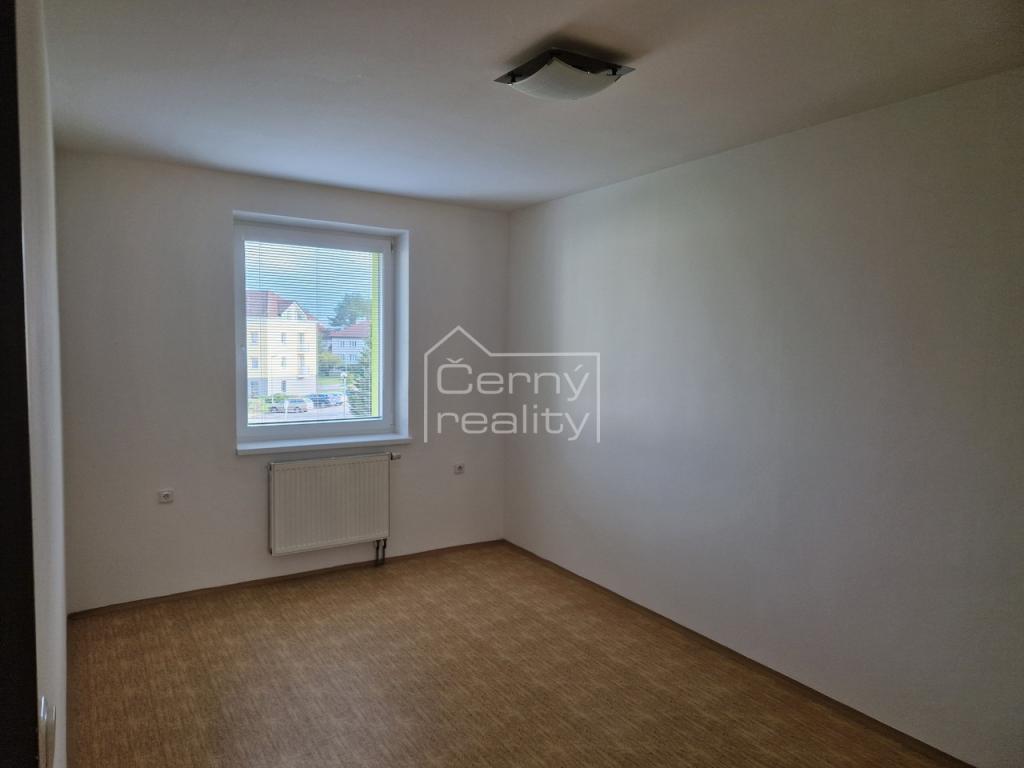 Pronájem bytu 2+1 55 m2, Sezemice – náhled fotky 8