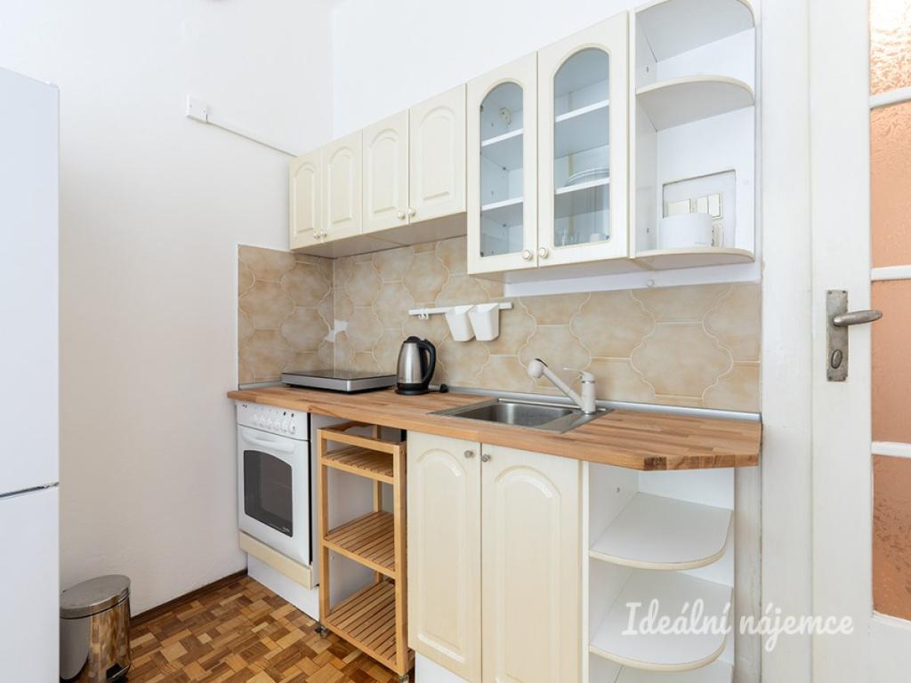 Pronájem bytu 1+kk 20 m2