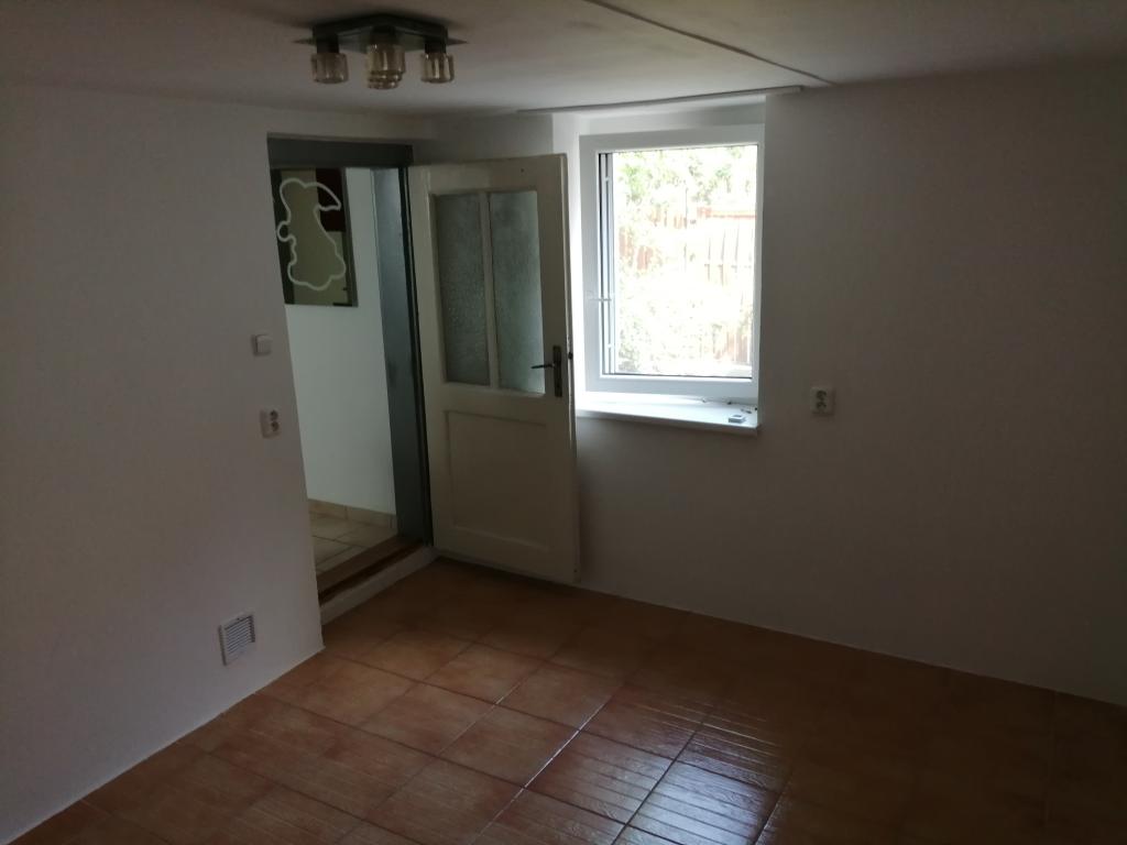 Pronájem bytu 1+1 27 m2