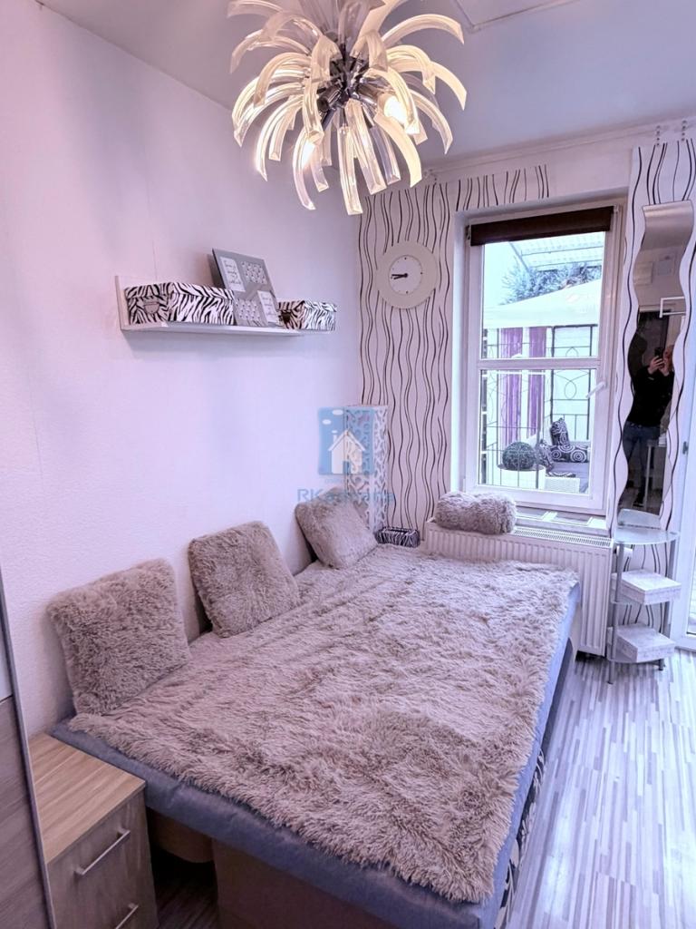 Pronájem bytu 1+kk 28 m2