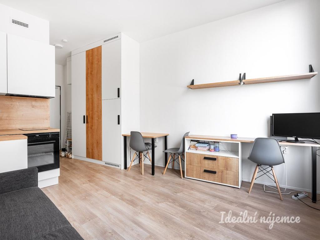 Pronájem bytu 1+kk 21 m2