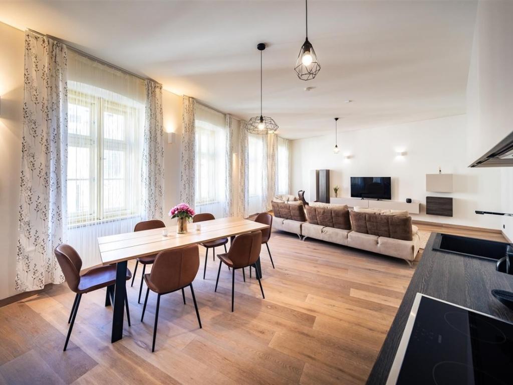 Pronájem bytu 3+kk 123 m2
