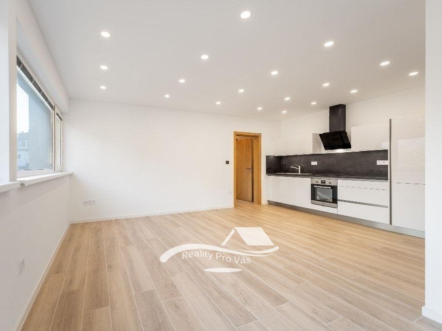 Pronájem bytu 2+kk 66 m2
